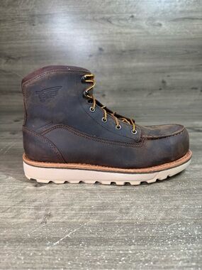 Red Wing 2440 Traction Tred Lite Men’s 9 D Waterproof Safety Toe Work Boots